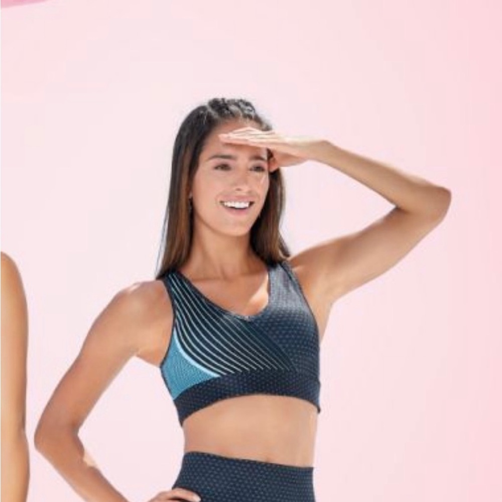 Sport bra size s